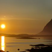 Midnattsol ved Gimsøy
